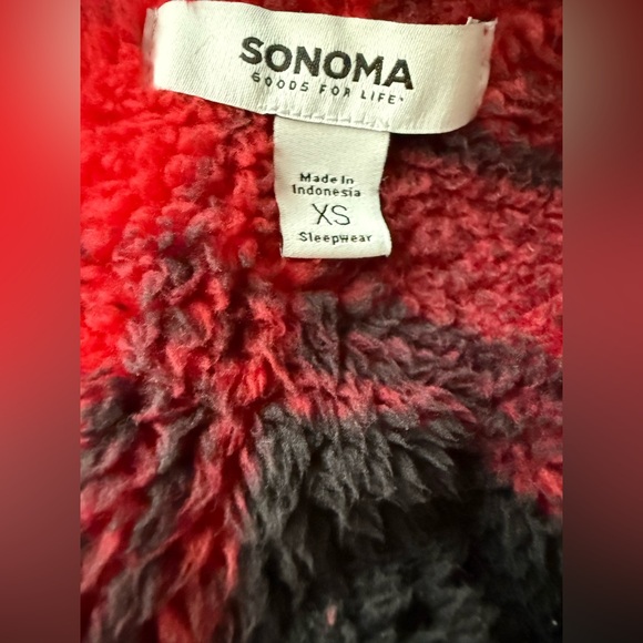 Sonoma Red and Black Plaid Women's Robe - Picture 2 of 2